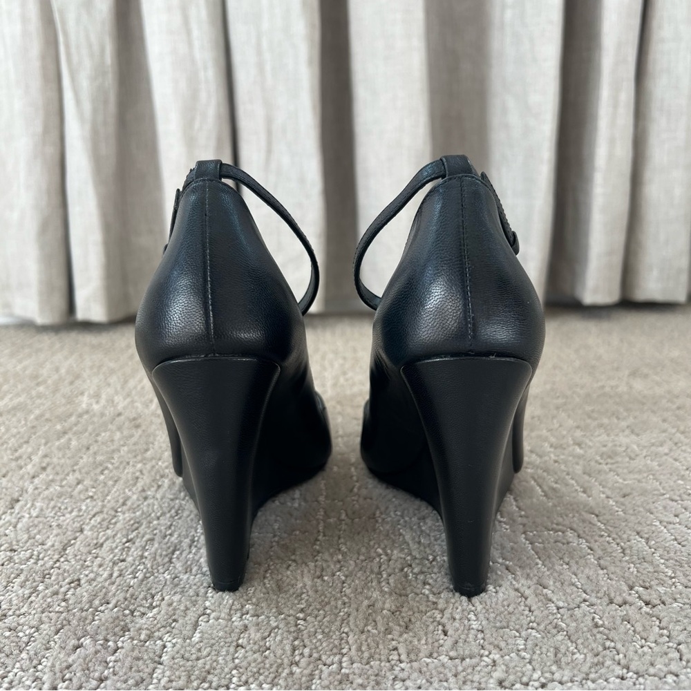 Nine West Eviee Black Leather Wedge Pumps - Picture 7 of 12